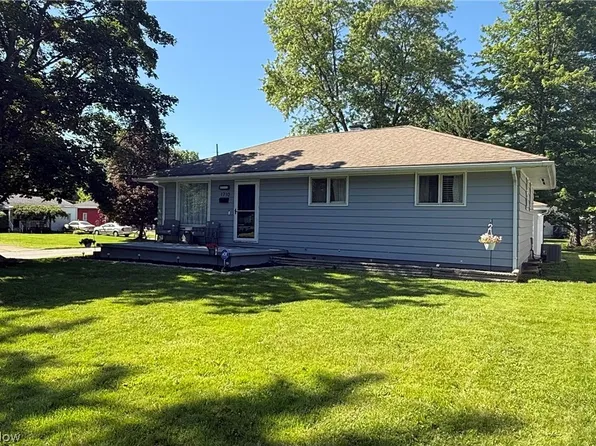 1710 Halbert Dr, Youngstown, OH 44514