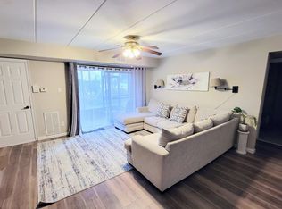 25 Southwark Ct, Holland, PA 18966