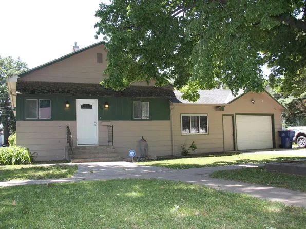 525 State St, Lyons, NE 68038