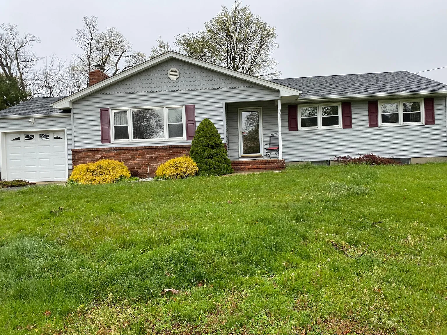 3 bed, 1341 sqft, $3,200 — Photo 1
