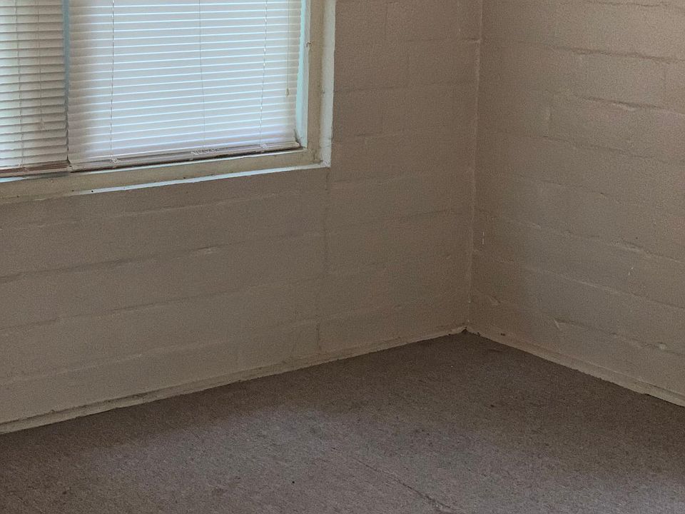 2nd image of 2647 Fillmore St