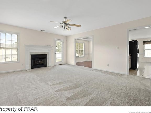 3rd image of 115 Thorncliff Dr