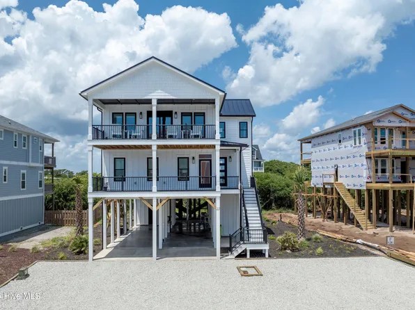 22 Porpoise Place, North Topsail Beach, NC 28460
