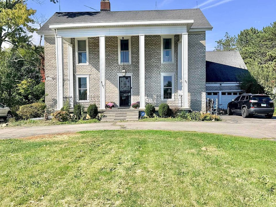 1st image of 2101 N Benton Rd