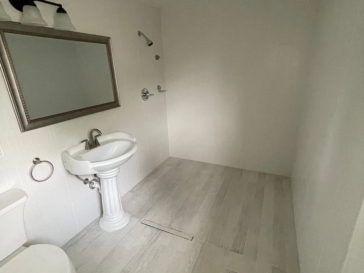 3 bed, 10 sqft, $1,495 — Photo 4