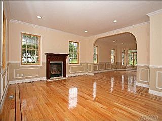 4th image of 36 Sycamore Dr