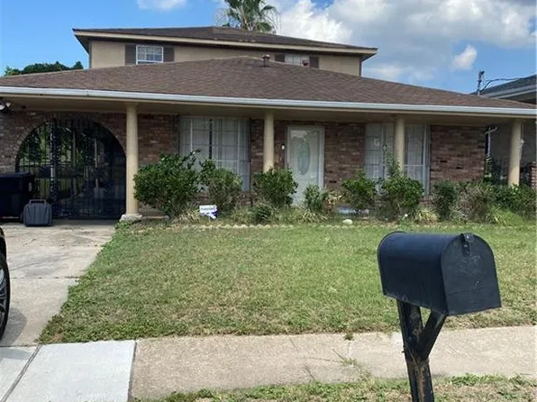 5435 Pauline Dr, New Orleans, LA 70126