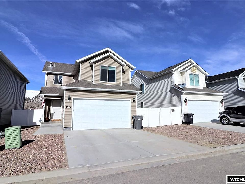 1st image of 3924 Harrier Dr
