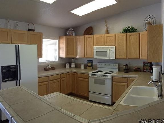 4th image of 1751 Palo Verde Blvd N