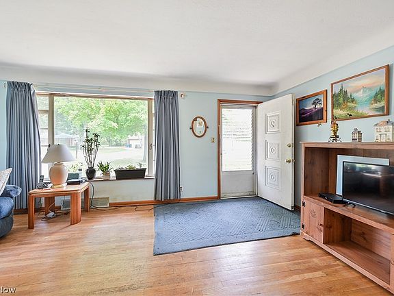 2nd image of 6244 Eavenson Rd