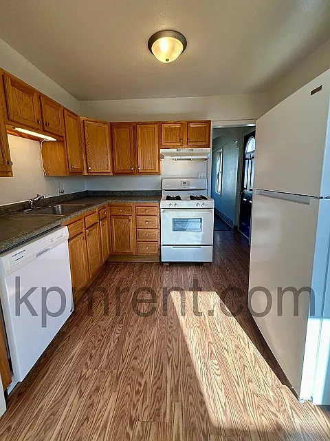1203 9th Ave SW - 15-1 — Photo 4