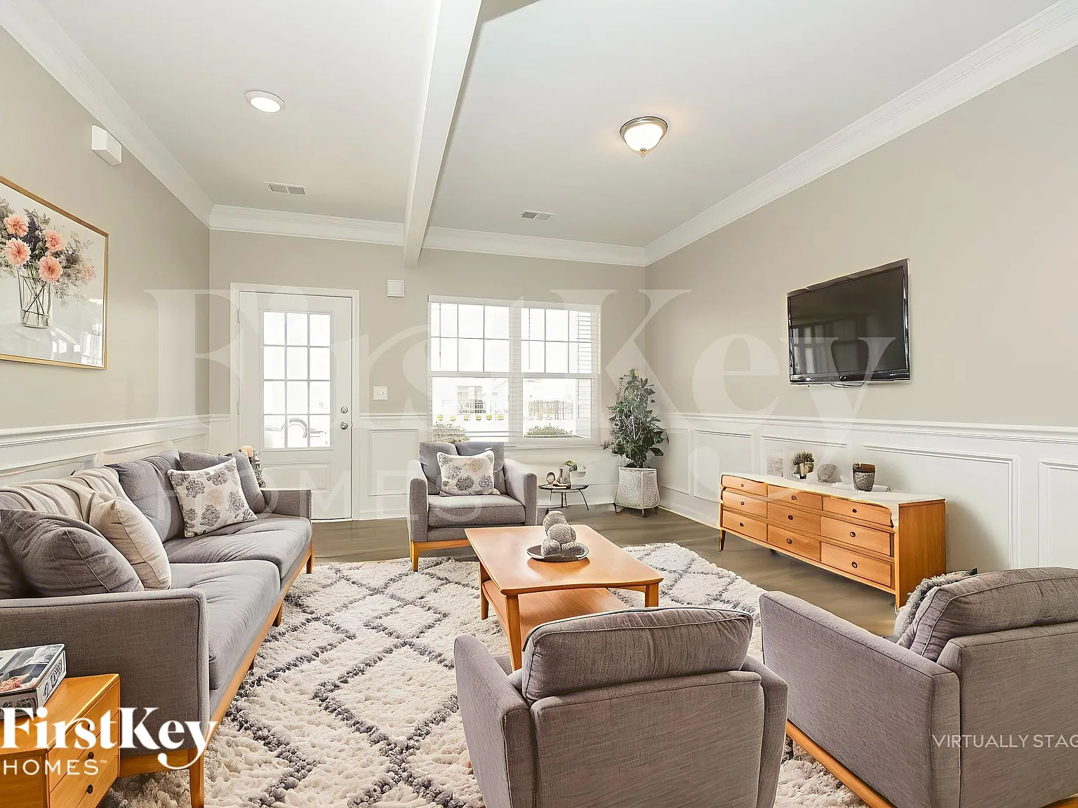 4 bed, 2.5 bath, 2102 sqft, $2,665 — Photo 3