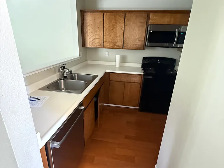 2400 Eilers Ln #1206 — Photo 2