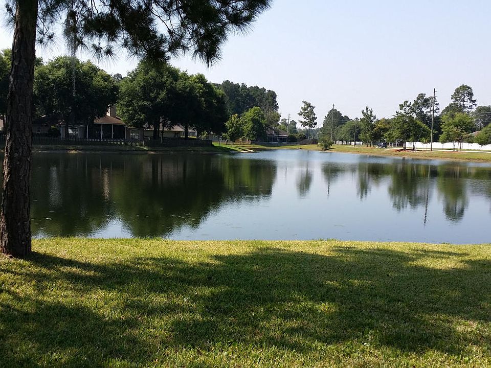 2nd image of 508 S Parke View Dr