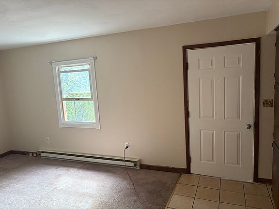 3rd image of 595 E Maiden St APT D