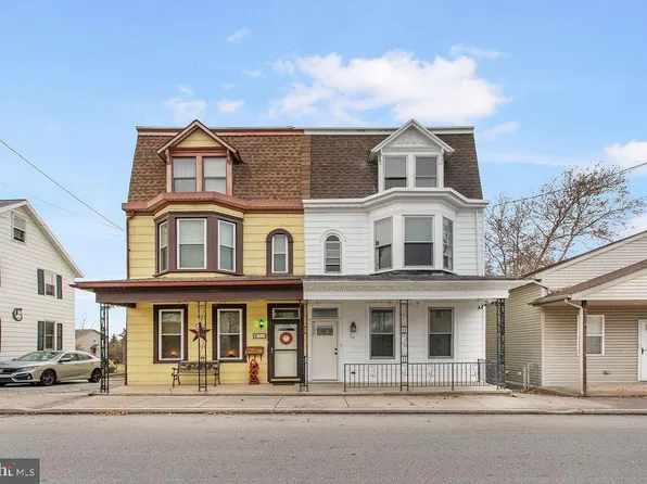 32 N Main St, Manchester, PA 17345