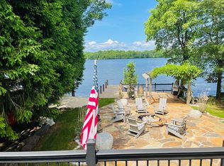 240 S Lake Dr, Lake Harmony, PA
