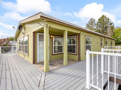 299 4th St, Maupin, OR, 97037