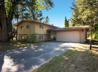 9958 E Elk Lake Dr, Rapid City, MI 49676
