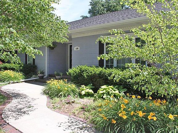5th image of 1305 Onyx Dr