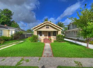 1327 Harvard St, Houston, TX 77008