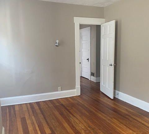 5th image of 91 E Frambes Ave
