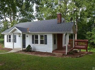 828 37th St SW, Hickory, NC 28602