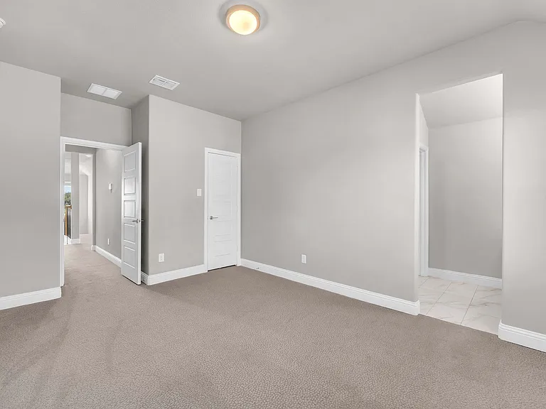 11706 Mikaela Dr — Photo 38