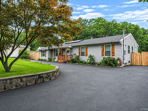 2nd image of 61 W End Avenue