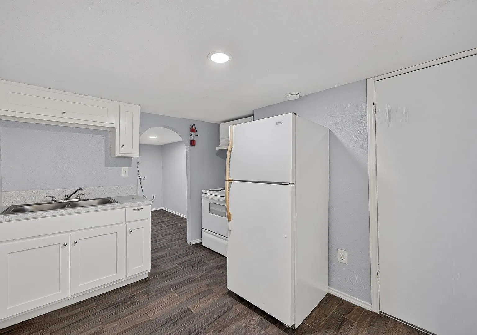 Main St Apartments — Photo 2