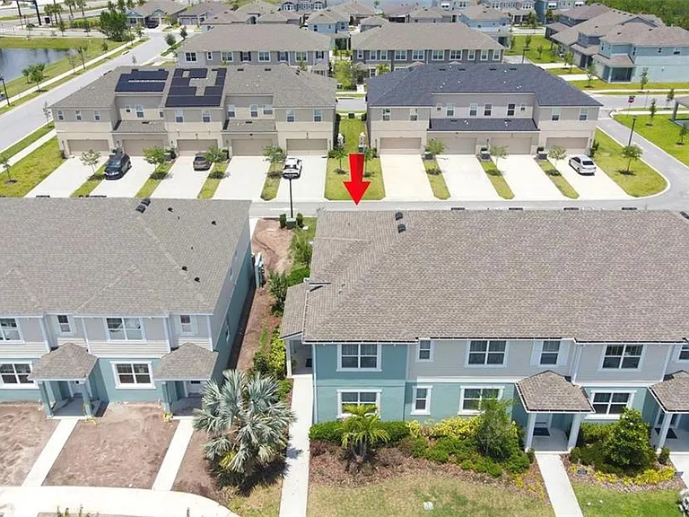 12439 Shipwatch St — Photo 2