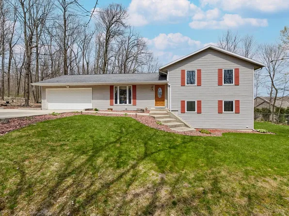 W5172 Biederman DRIVE, Johnson Creek, WI 53038