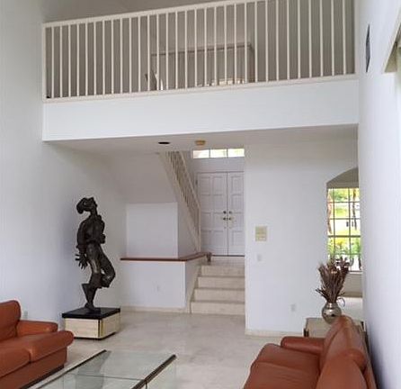 5th image of 4448 NW 93 Doral Ct