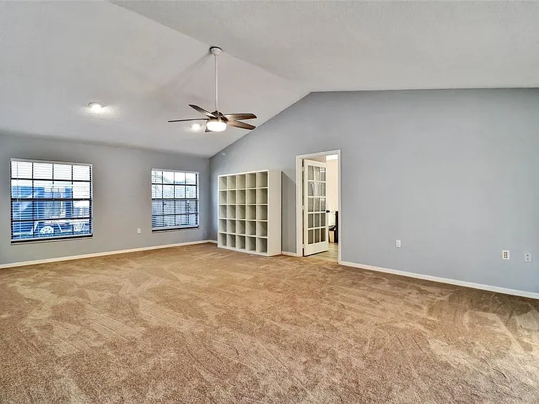 4318 Woodtree Ln — Photo 16