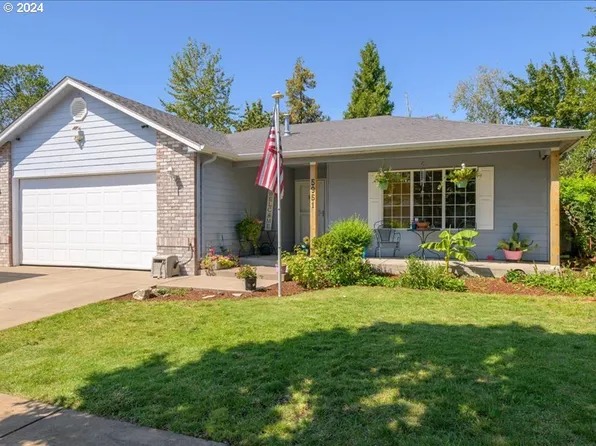 5951 Mondavi Ln, Eugene, OR 97402