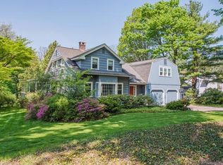 32 Colton St, Farmington, CT 06032