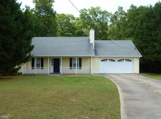 3543 Saddlebrook Dr, Loganville, GA 30052