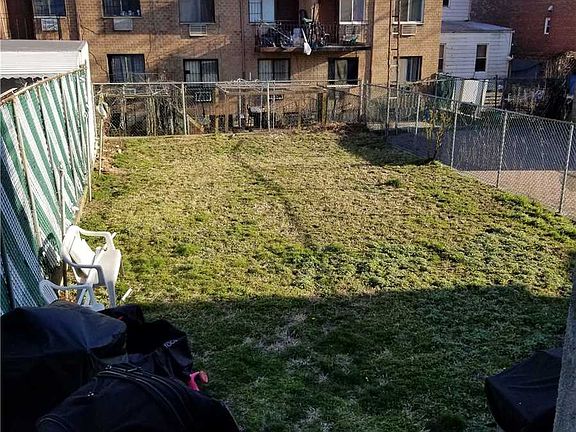 3rd image of 103-70 52nd Ave