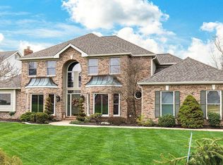 2620 Chatham Place Ct, Chesterfield, MO 63005
