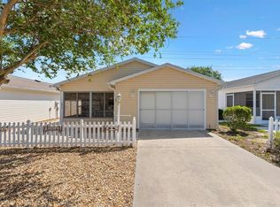 1615 Navidad St, The Villages, FL 32162