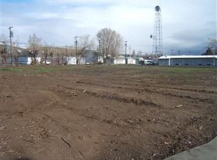 128 4th Ave NW, Ephrata, WA 98823