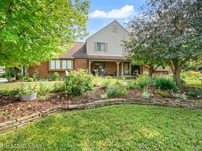 2355 Hillendale Dr, Rochester Hills, MI, 48309