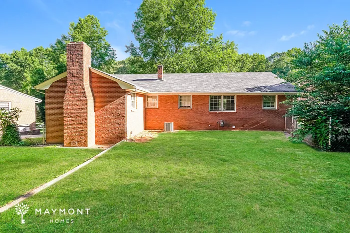 2326 Kaywood Ln — Photo 3
