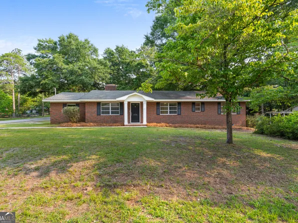 406 Pitt Moore Rd, Statesboro, GA 30458