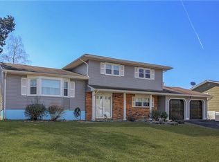 11 Fuller Ave, Piscataway, NJ 08854