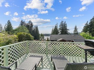 10023 Whitecap Dr NW, Olympia, WA 98502