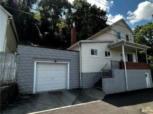 243 Hogans Way, Carnegie, PA 15106