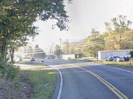 2nd image of 5126 Knoxville Hwy
