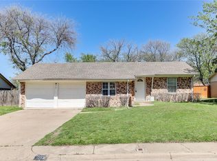 315 Memory Ln, Duncanville, TX 75116