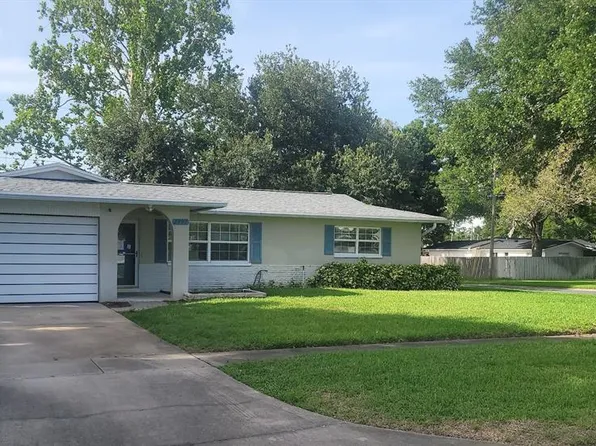 2997 Brookfield Dr, Largo, FL 33771